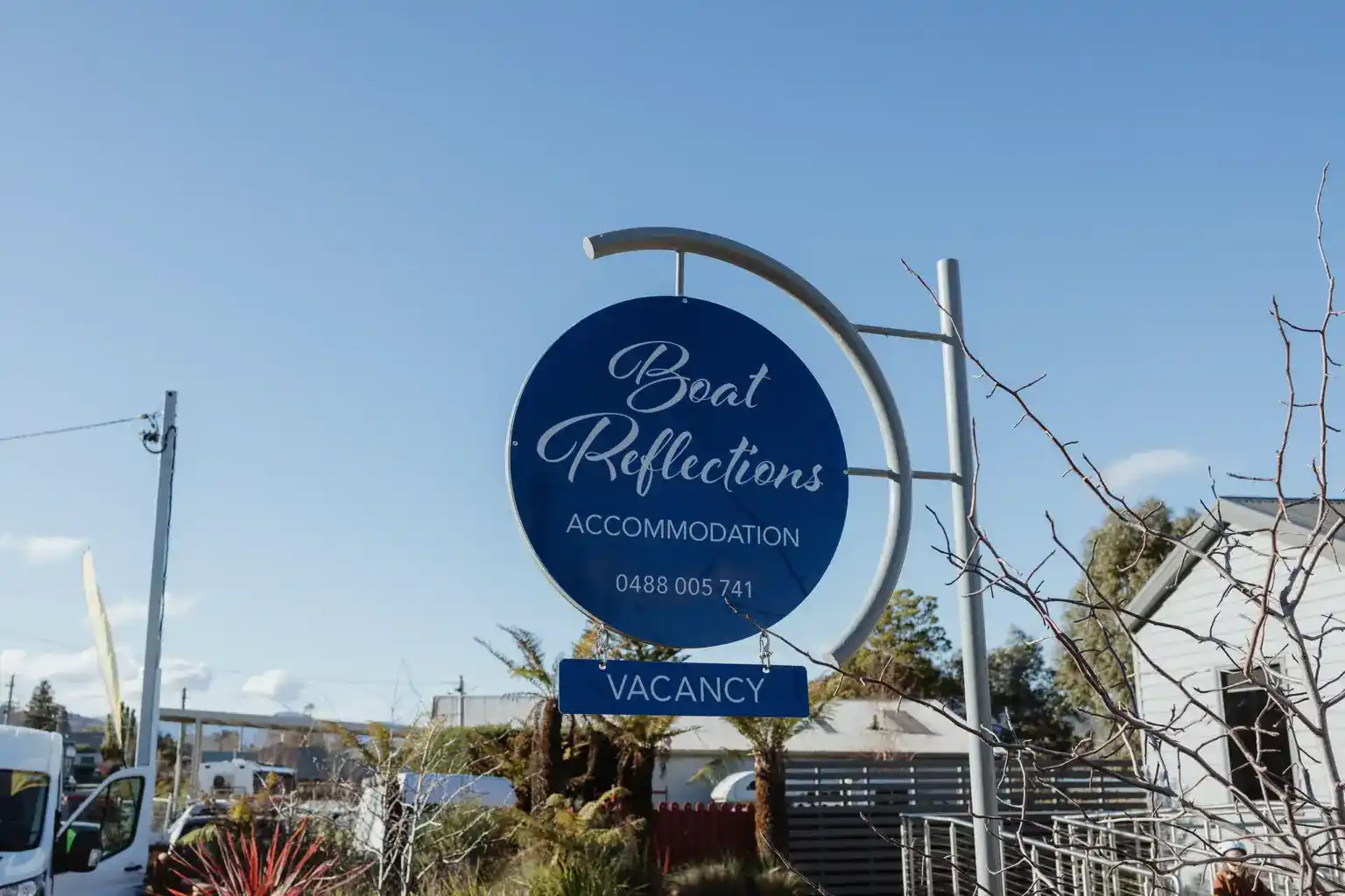 Boat Reflections hotel and Franklin surrounds in Tasmania's Huon Valley. Image by Josh Withers, Tasmanian wedding celebrant.