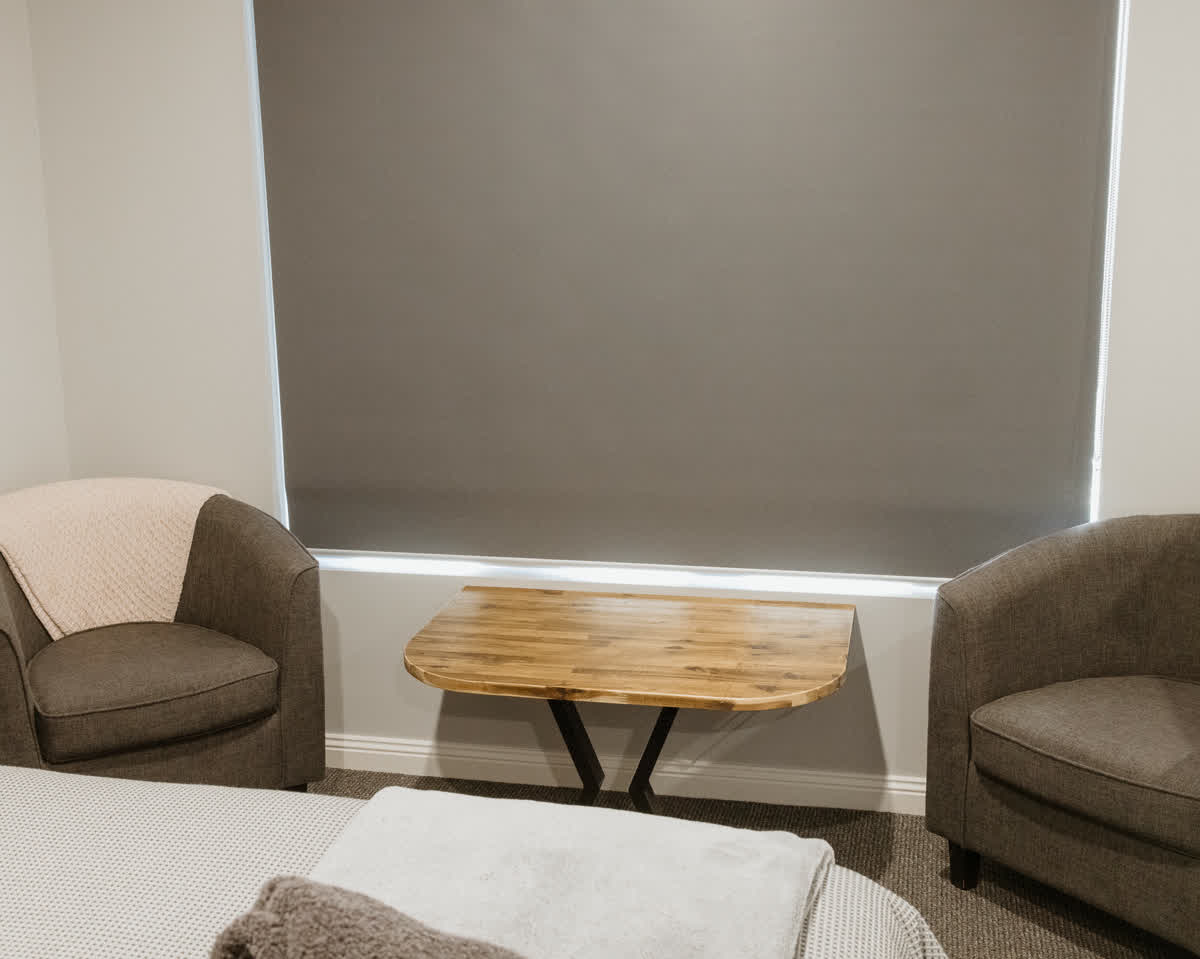 Mountain View Suite - Gallery Image 1