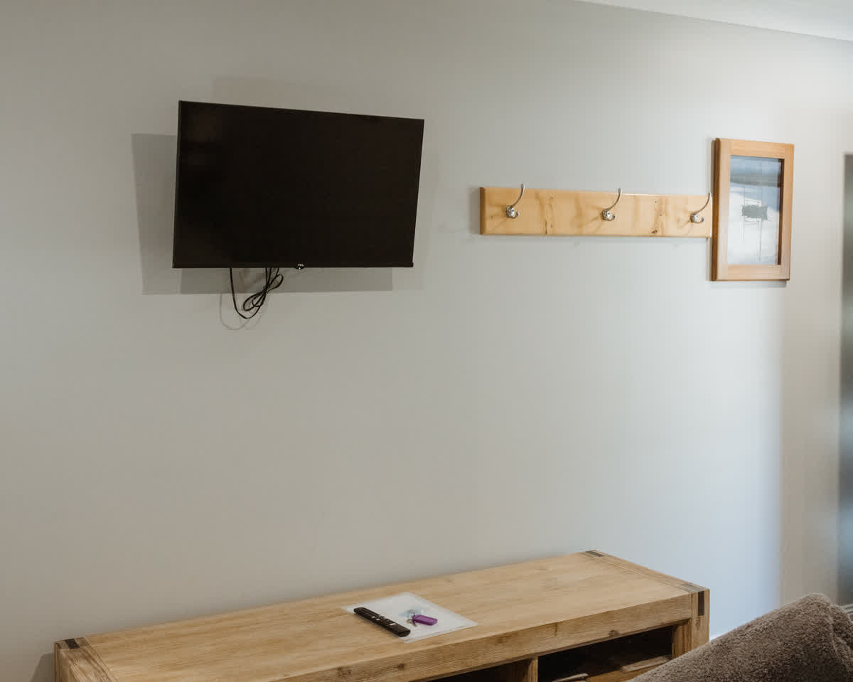 Mountain View Suite - Gallery Image 11