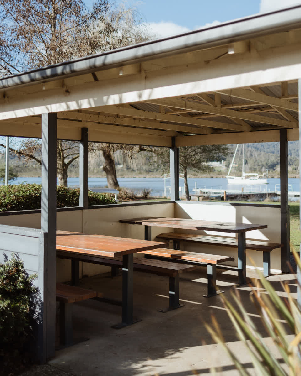 Honeymoon Suite - Gallery Image 30