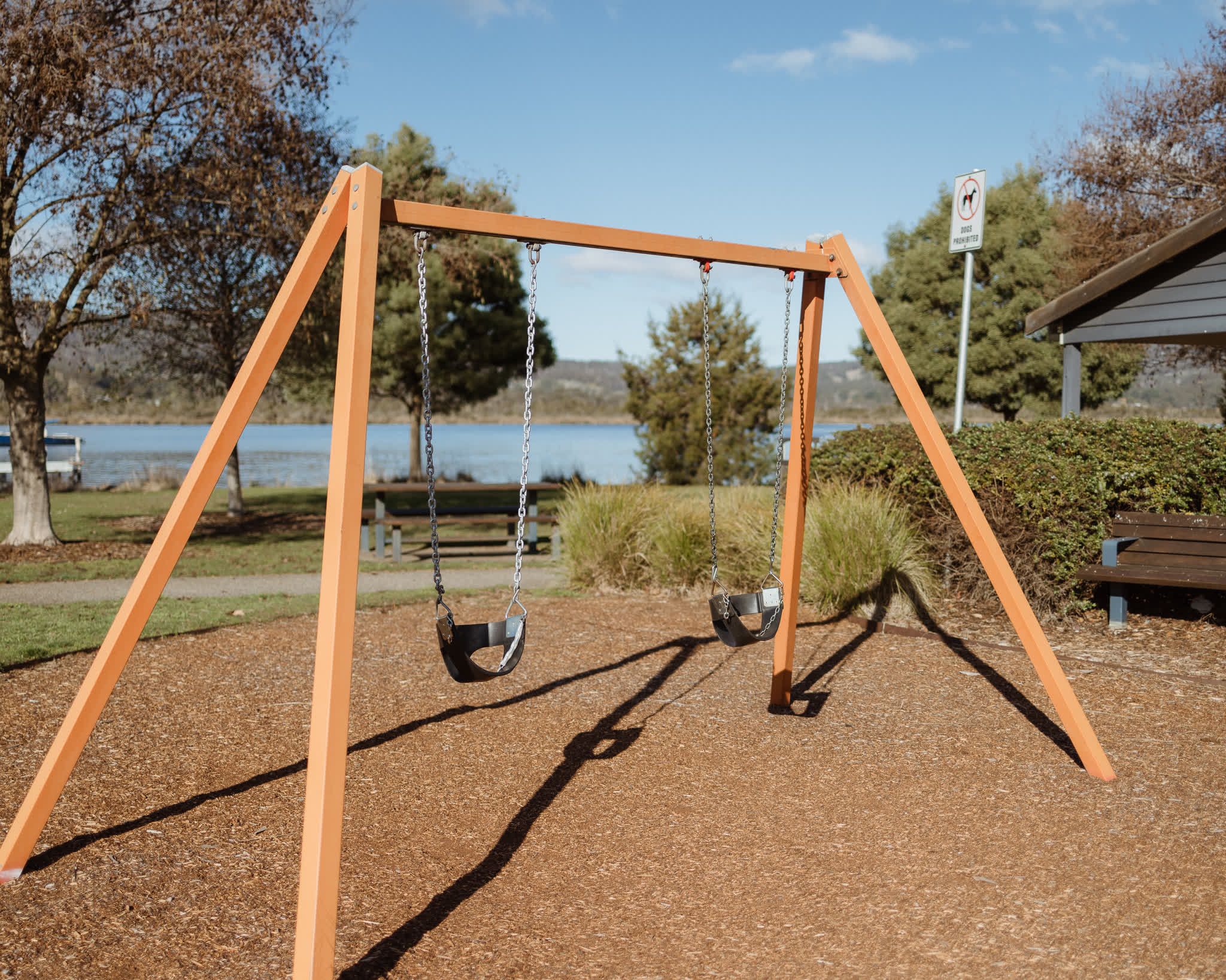 Huon River Sunrise Suite - Gallery Image 32