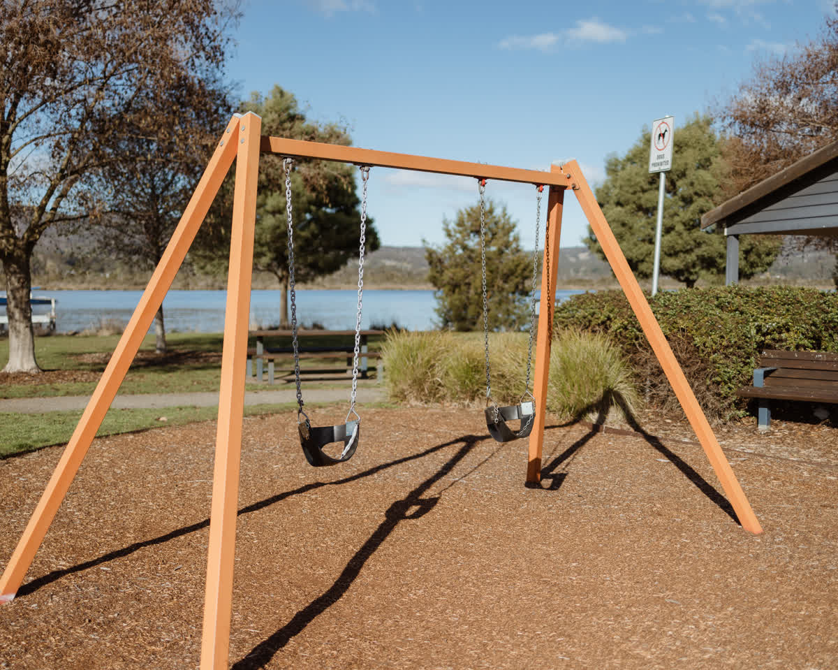 Huon River View Suite - Gallery Image 27