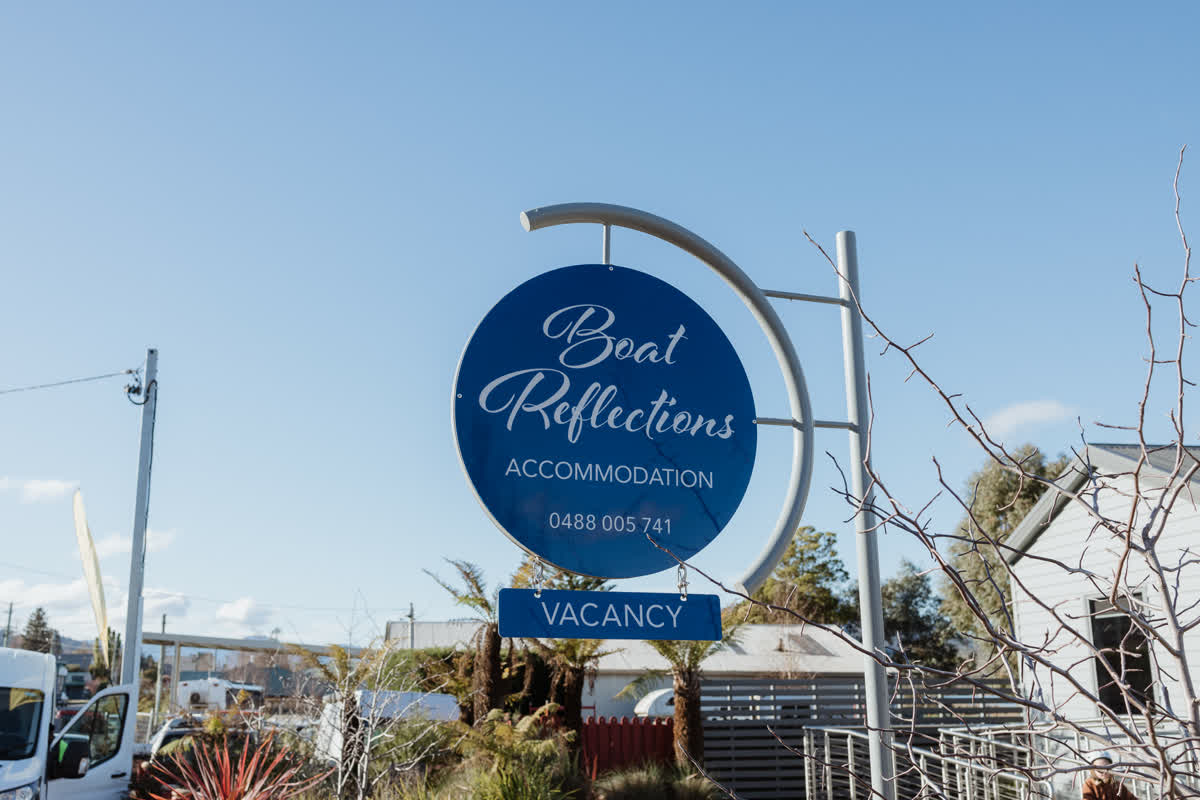 Huon River View Suite - Gallery Image 35