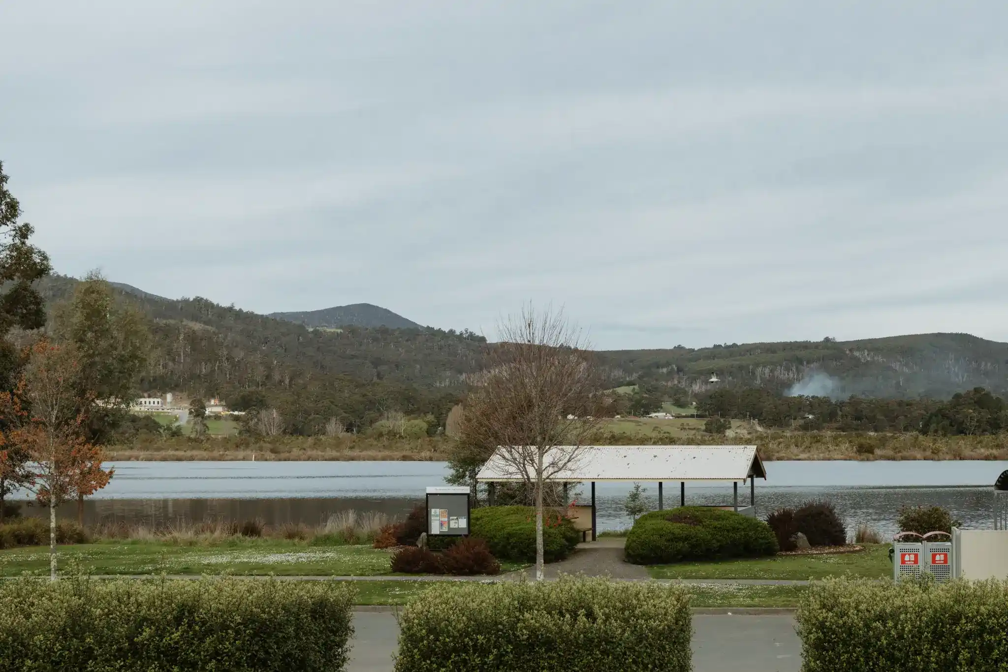 Accommodation photography from Boat Reflections in Franklin, overlooking the Huon River. Captured by Josh Withers, Tasmanian celebrant and photographer.